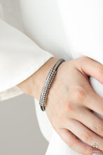 Load image into Gallery viewer, Day to Day Dazzle - Black
